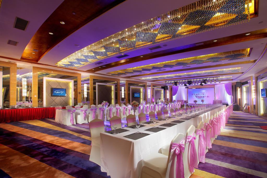 Zhuhai Charming Holiday Hotel-Free Welcome Fruit Plate Εξωτερικό φωτογραφία